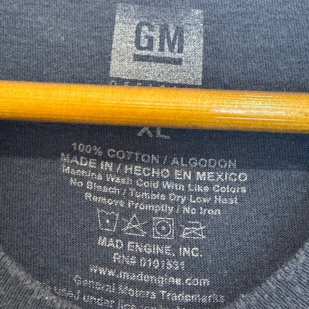 GM Blue Chevrolet Logo Men's T-Shirt - Picture 4 of 4